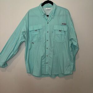 Columbia Aqua Button-Up Shirt